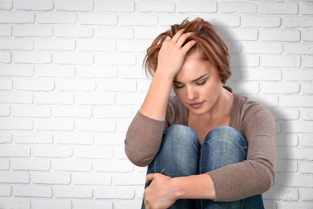 Konstante Nackenschmerzen wirken sich negativ auf die Psyche aus
